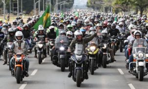 O “motoqueiro Bolsonaro”: a corrida eleitoral de 2022 já começou?